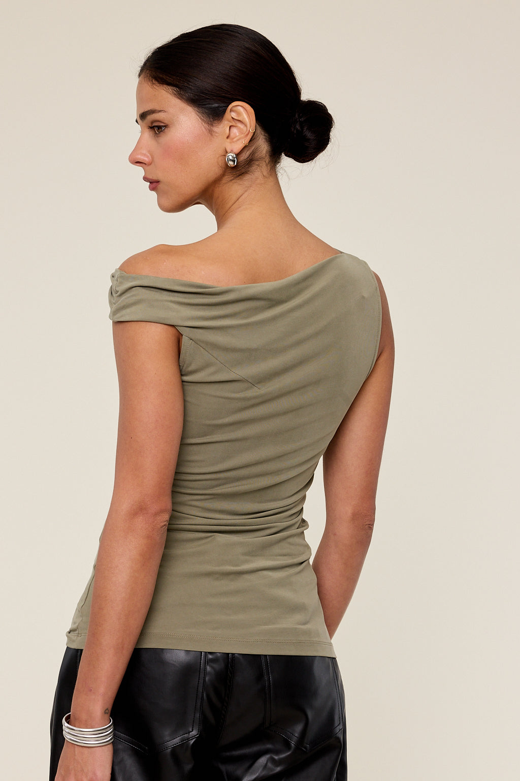 Ami Asymetric Shoulder Top